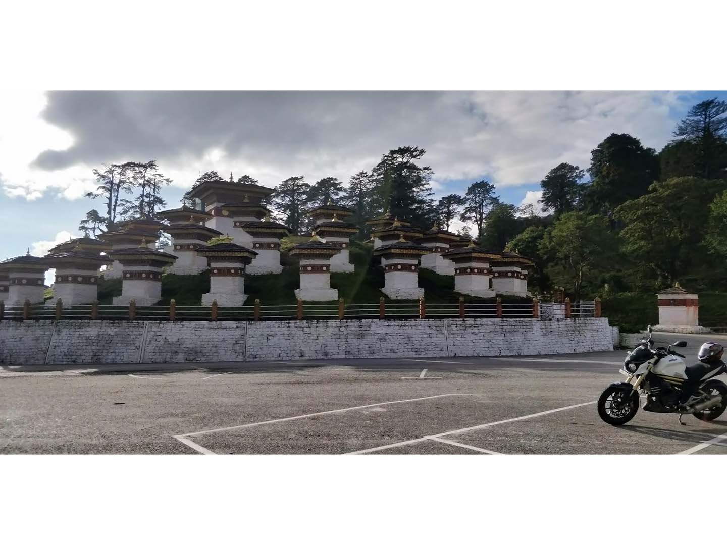 Motorcycle tour Bhutan